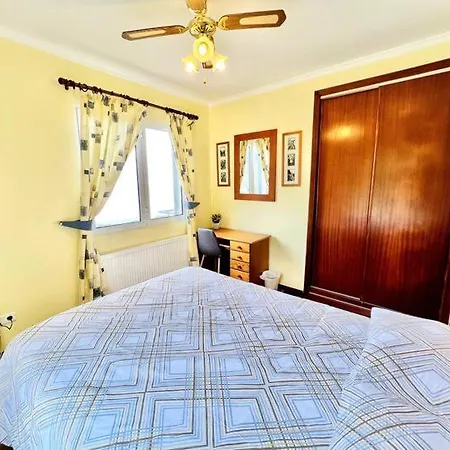 Guestready - Yellow House In The Mountain ゲストハウス 3*