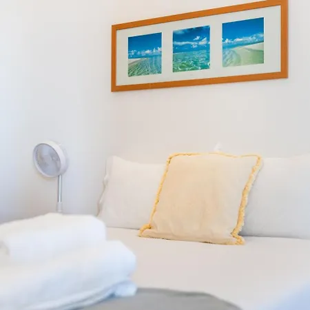 Guestready - Yellow House In The Mountain ゲストハウス ポンタ・ド・ソル