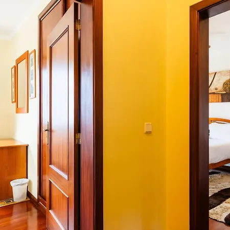 Guestready - Yellow House In The Mountain ゲストハウス