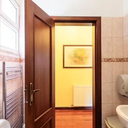 Guestready - Yellow House In The Mountain 3*