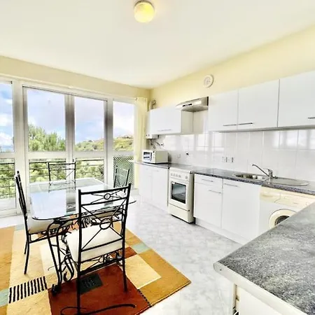 Гостевой дом Guestready - Yellow House In The Mountain 3*