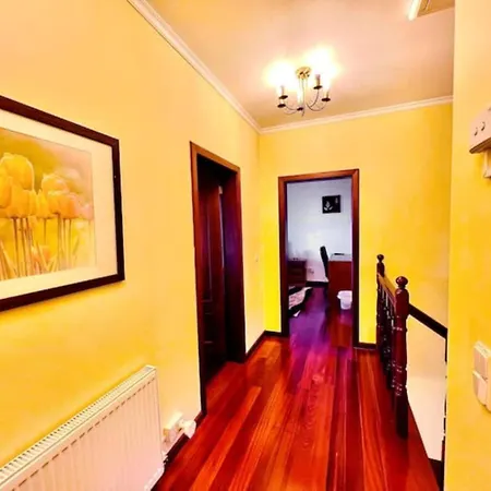 招待所 Guestready - Yellow House In The Mountain 蓬他达维托亚