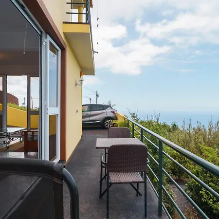 Guestready - Yellow House In The Mountain Pensionat