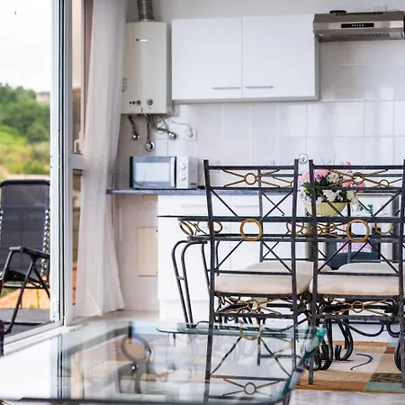 Guestready - Yellow House In The Mountain Понта-ду-Сол