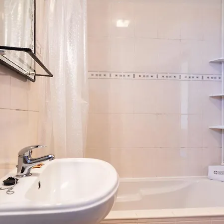 Guestready - Yellow House In The Mountain Гостевой дом Понта-ду-Сол