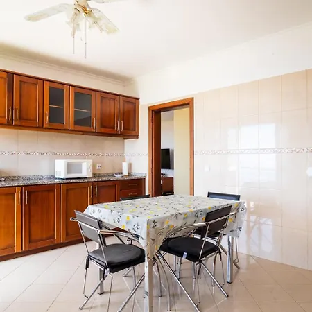 Guestready - Yellow House In The Mountain Maison d'hôtes *