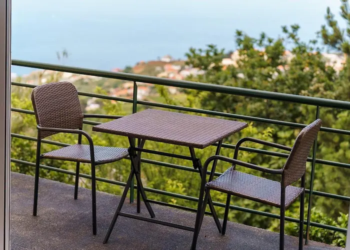 Guestready - Yellow House In The Mountain 招待所 3*