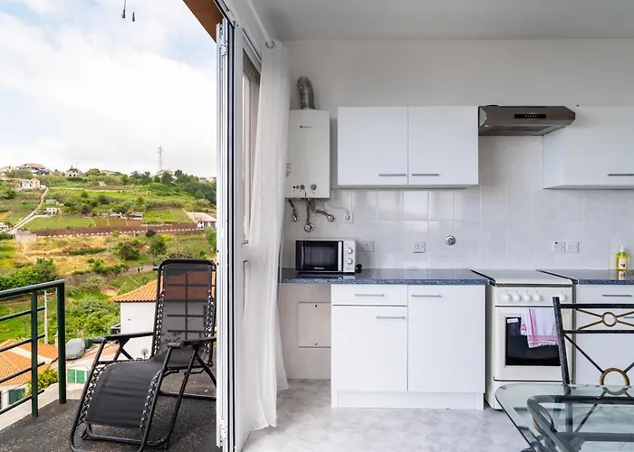 Guestready - Yellow House In The Mountain 招待所 蓬他达维托亚