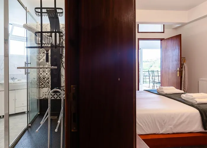 Guestready - Yellow House In The Mountain 招待所 蓬他达维托亚