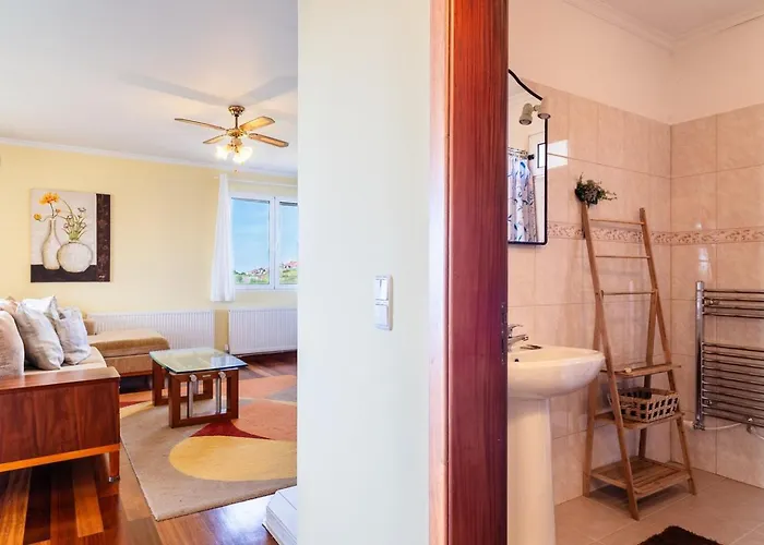 Guestready - Yellow House In The Mountain 招待所 蓬他达维托亚