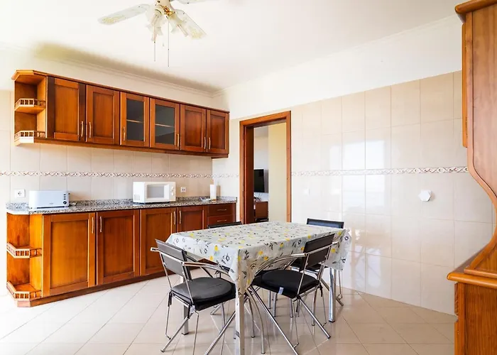 Guestready - Yellow House In The Mountain 招待所 3*