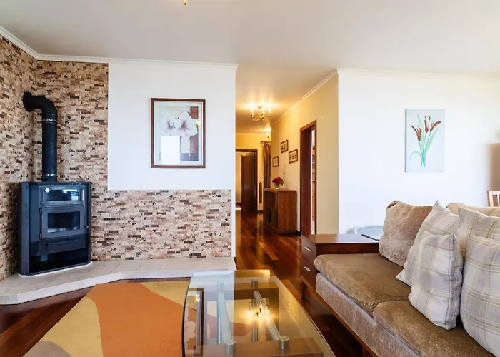 Guestready - Yellow House In The Mountain 3* 蓬他达维托亚