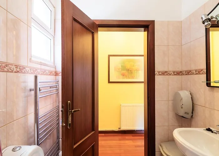 Guestready - Yellow House In The Mountain 3*